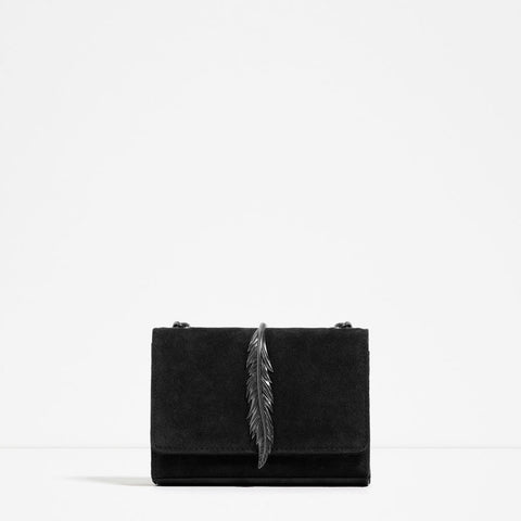 LEATHER CROSS BODY BAG WITH METAL DETAIL