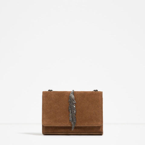 LEATHER CROSS BODY BAG WITH METAL DETAIL